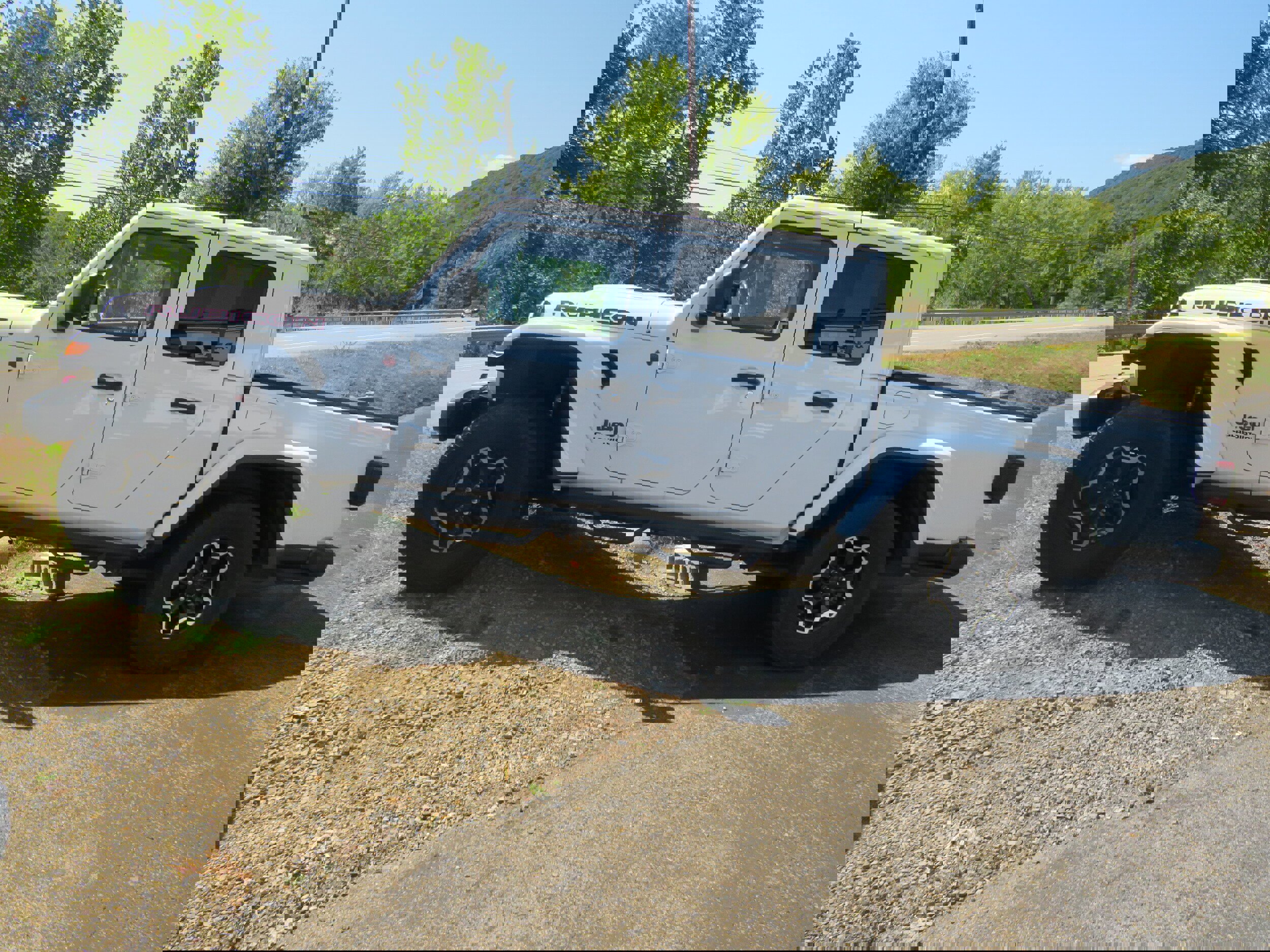 Used 2021 Jeep Gladiator Rubicon video 4