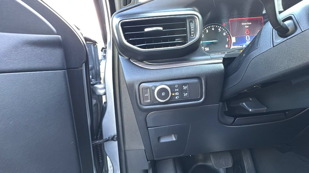 Used 2021 Ford Explorer Limited AWD/4WD image 14