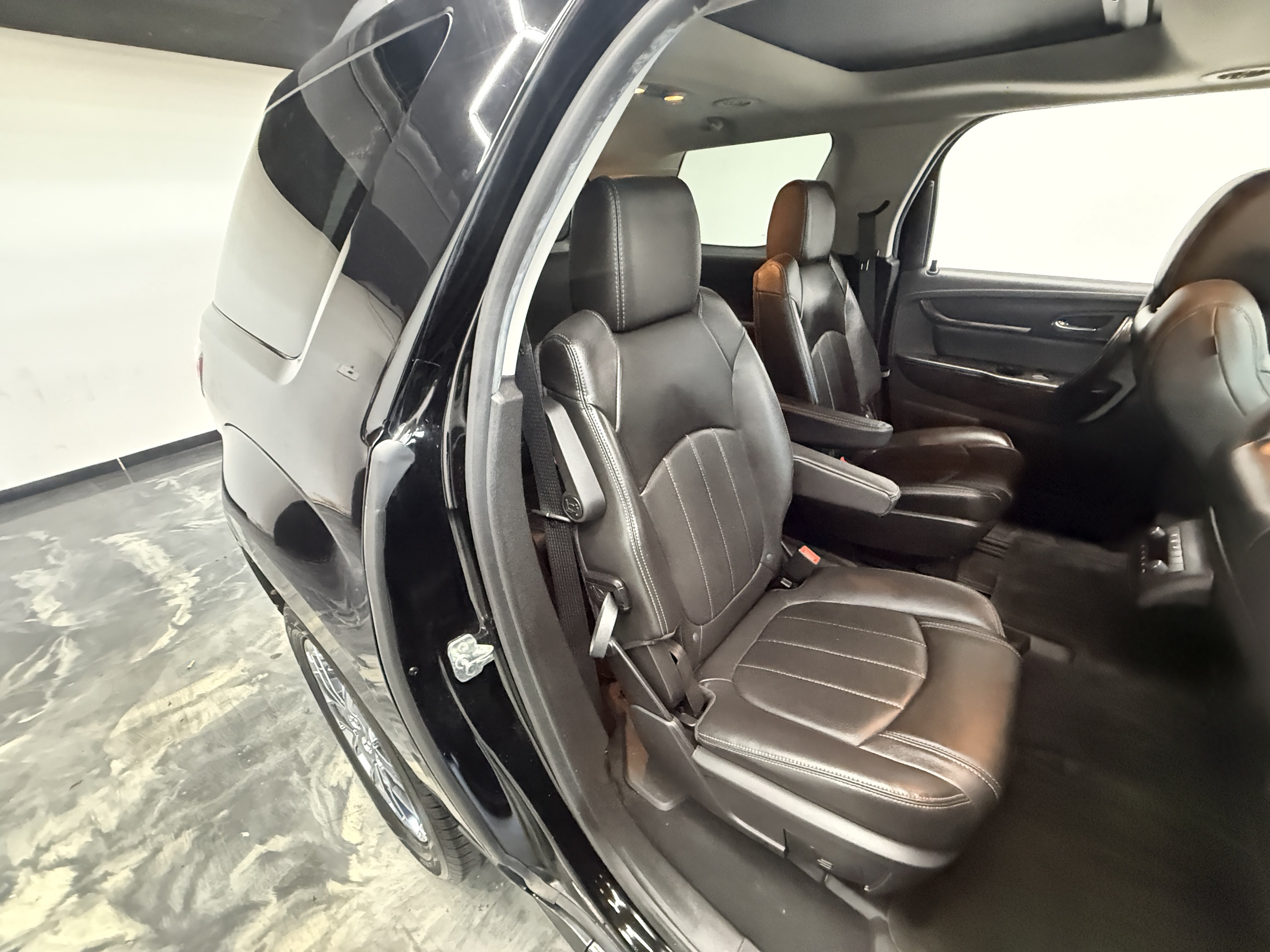 Used 2016 GMC Acadia Denali AWD/4WD image 24