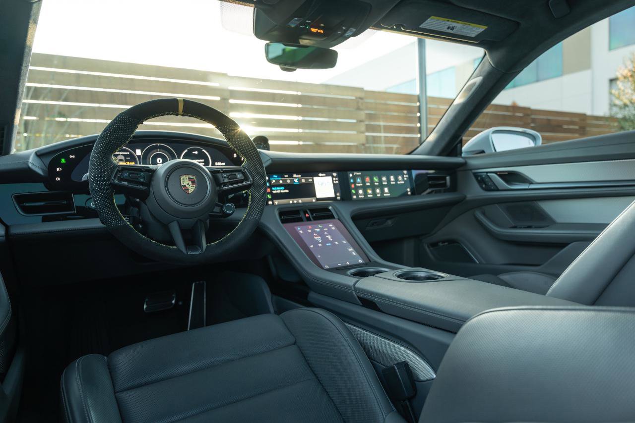 Used 2022 Porsche Taycan Turbo S image 72