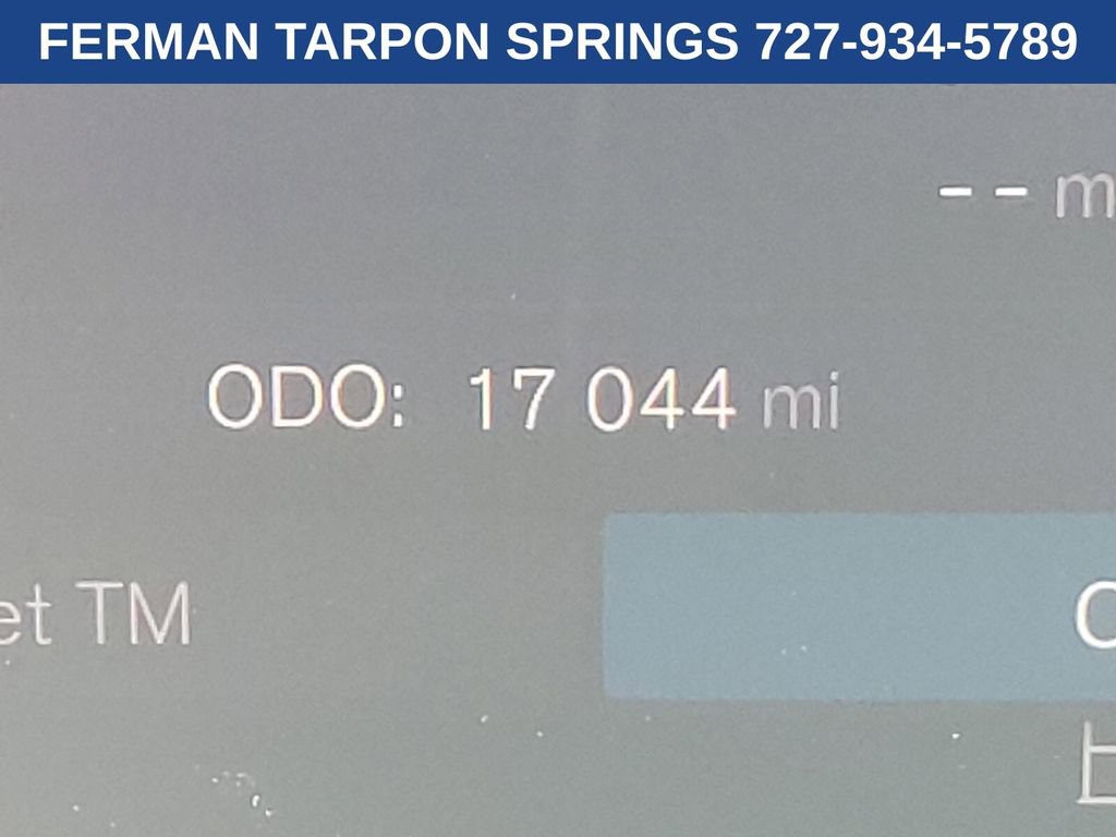 Certified 2024 Volvo XC40 B5 Plus image 34