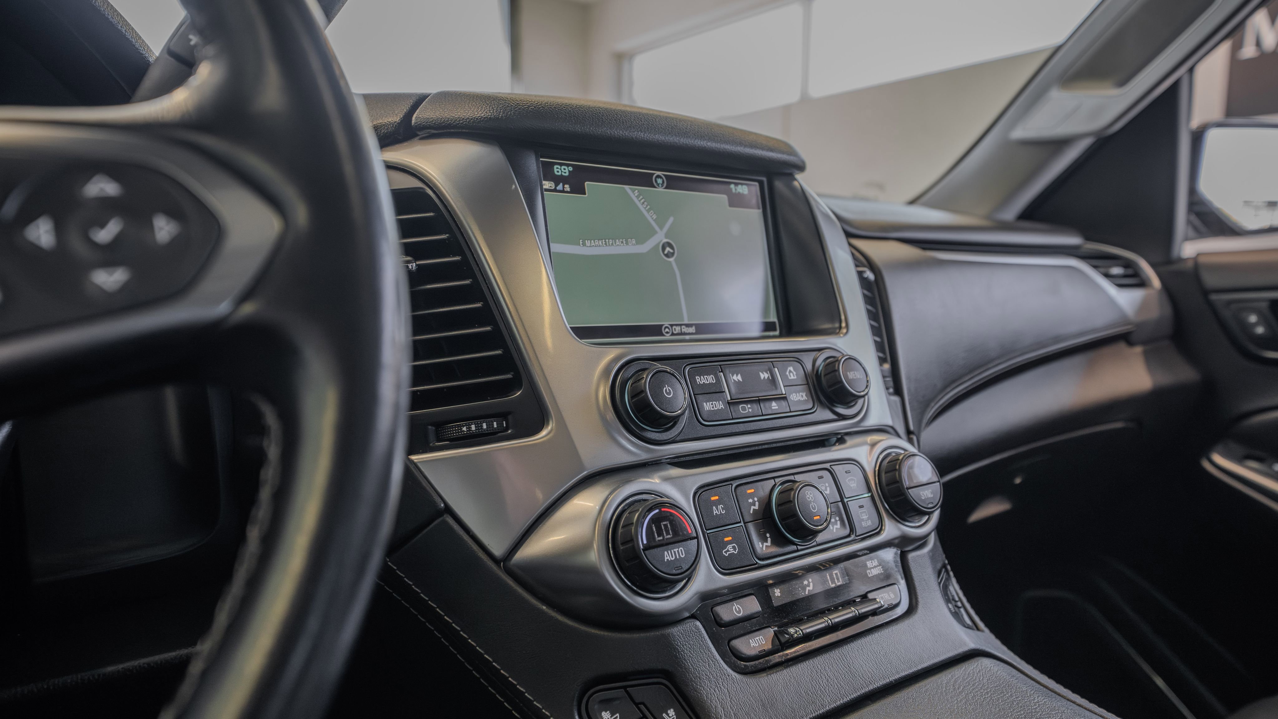 Used 2019 Chevrolet Tahoe Premier image 33