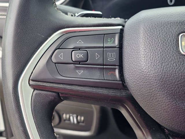 Used 2024 Jeep Grand Cherokee Altitude AWD/4WD image 20