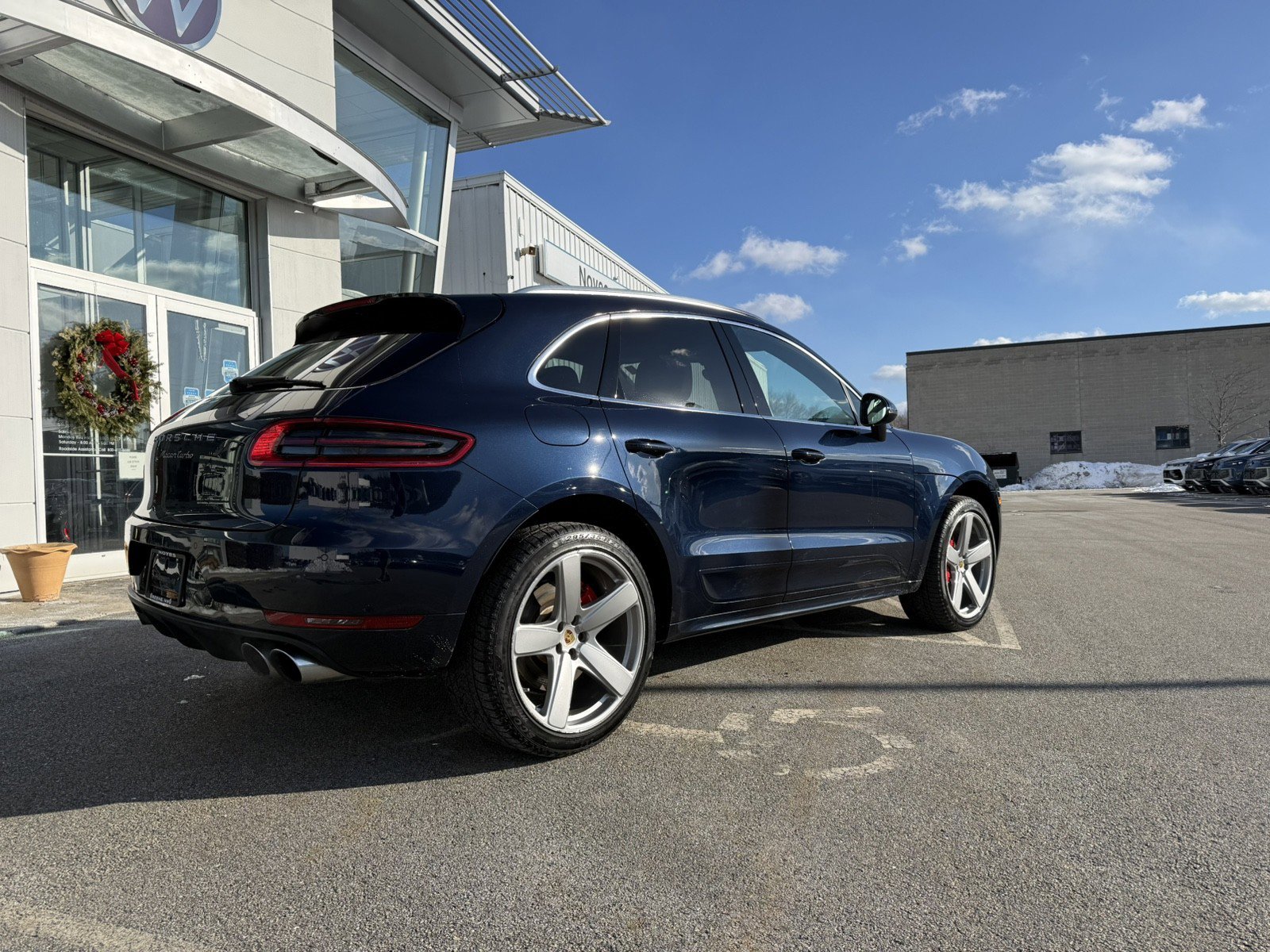 Used 2018 Porsche Macan Turbo image 3