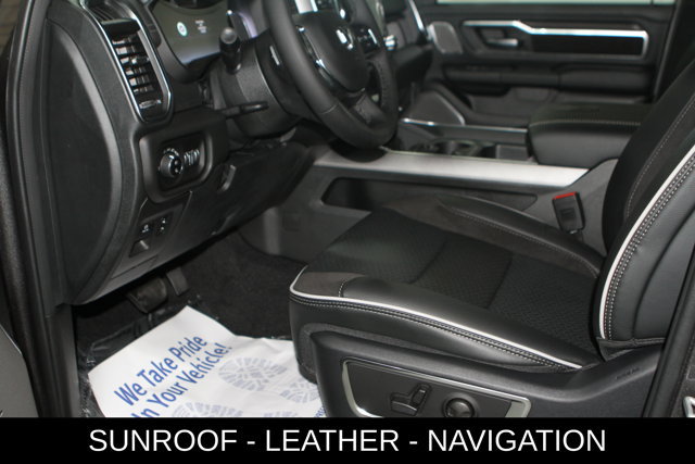 New 2027 RAM 1500 Laramie w/ Laramie Preferred Package AWD/4WD image 14