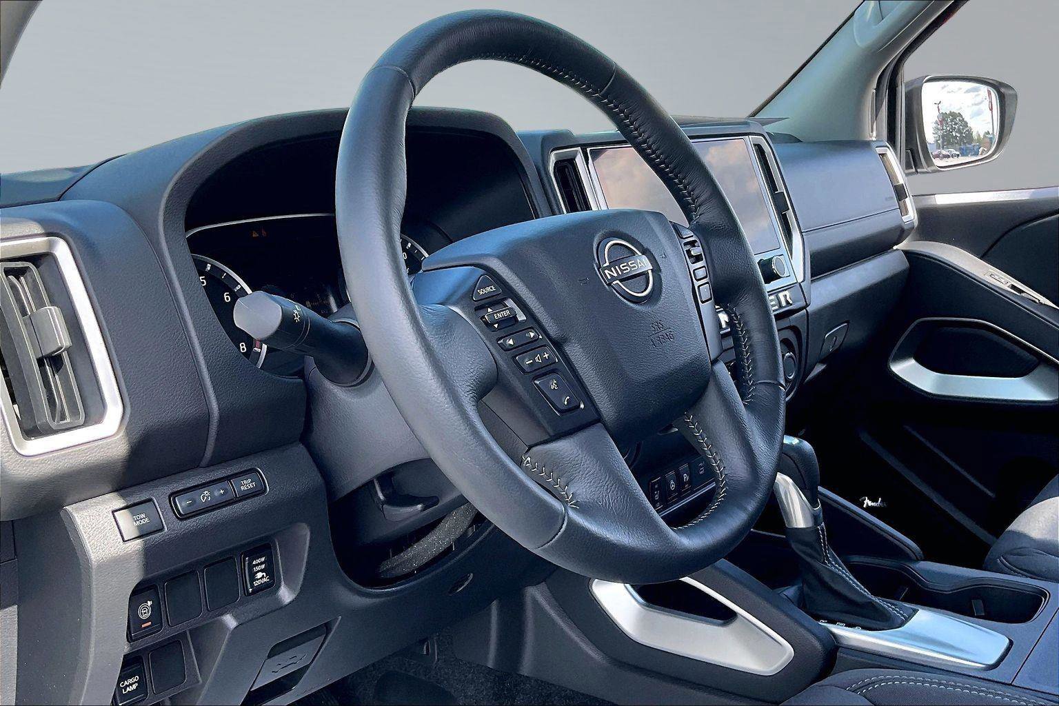 Certified 2025 Nissan Frontier SV w/ SV Convenience Package RWD image 15