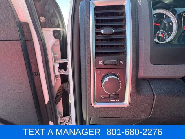Used 2015 RAM 1500 Classic SLT w/ Trailer & Traction Group AWD/4WD image 13