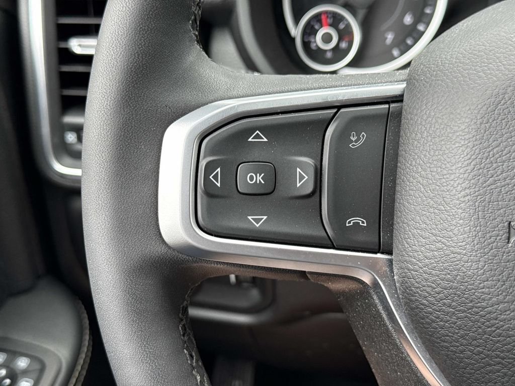 Used 2025 RAM 2500 Big Horn AWD/4WD image 12