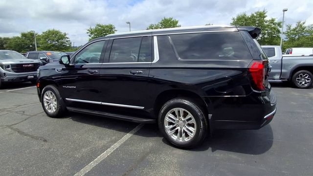 Used 2022 GMC Yukon XL SLT w/ SLT Premium Package AWD/4WD image 6