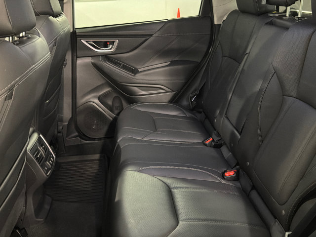 Used 2023 Subaru Forester Touring AWD/4WD image 24