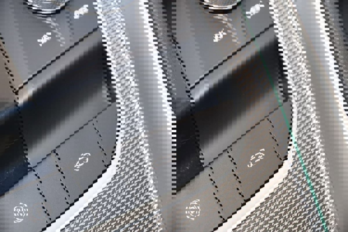 Used 2022 BMW Z4 M40i w/ Premium Package image 38