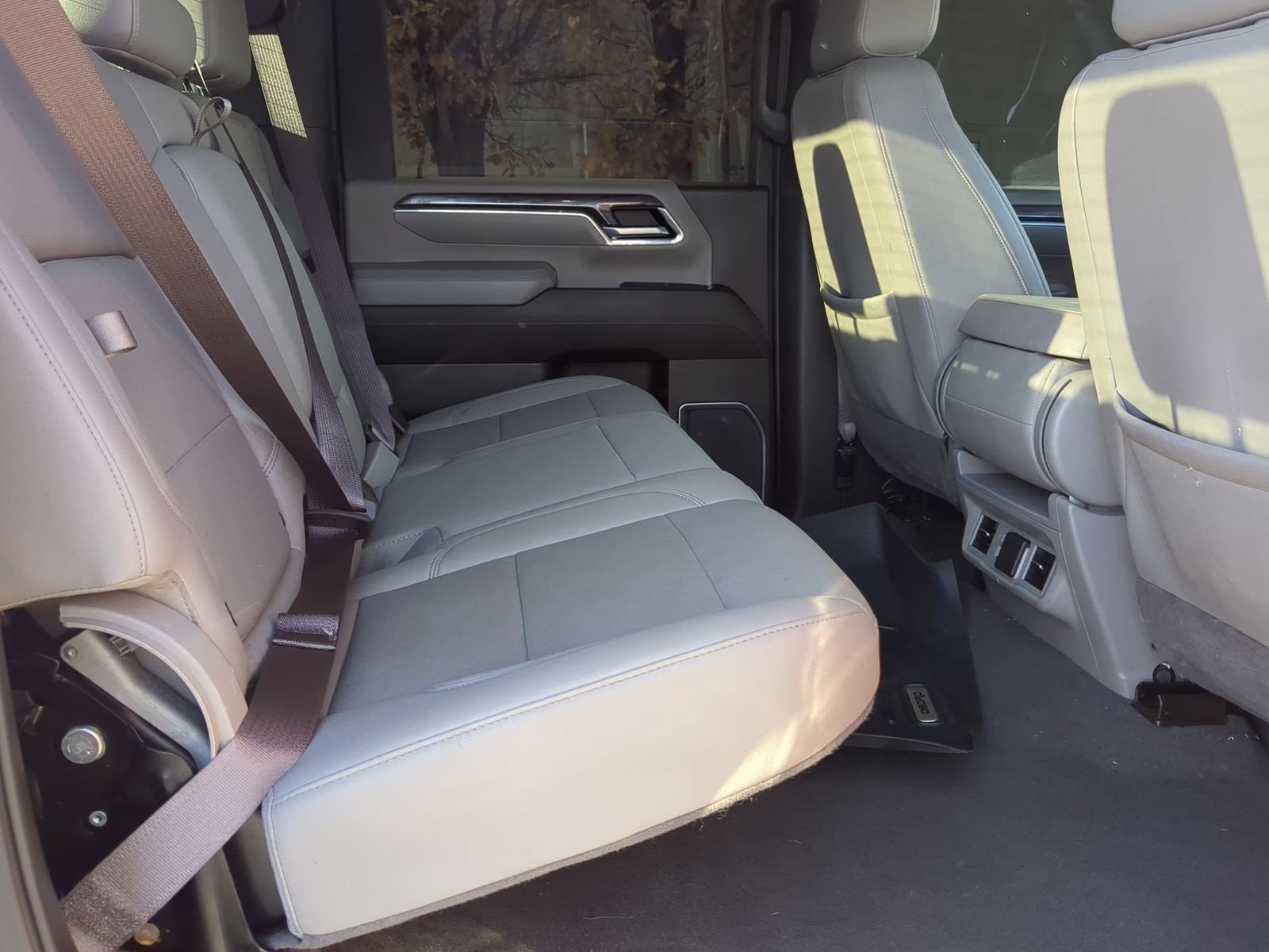 Used 2024 Chevrolet Silverado 3500 LTZ image 26