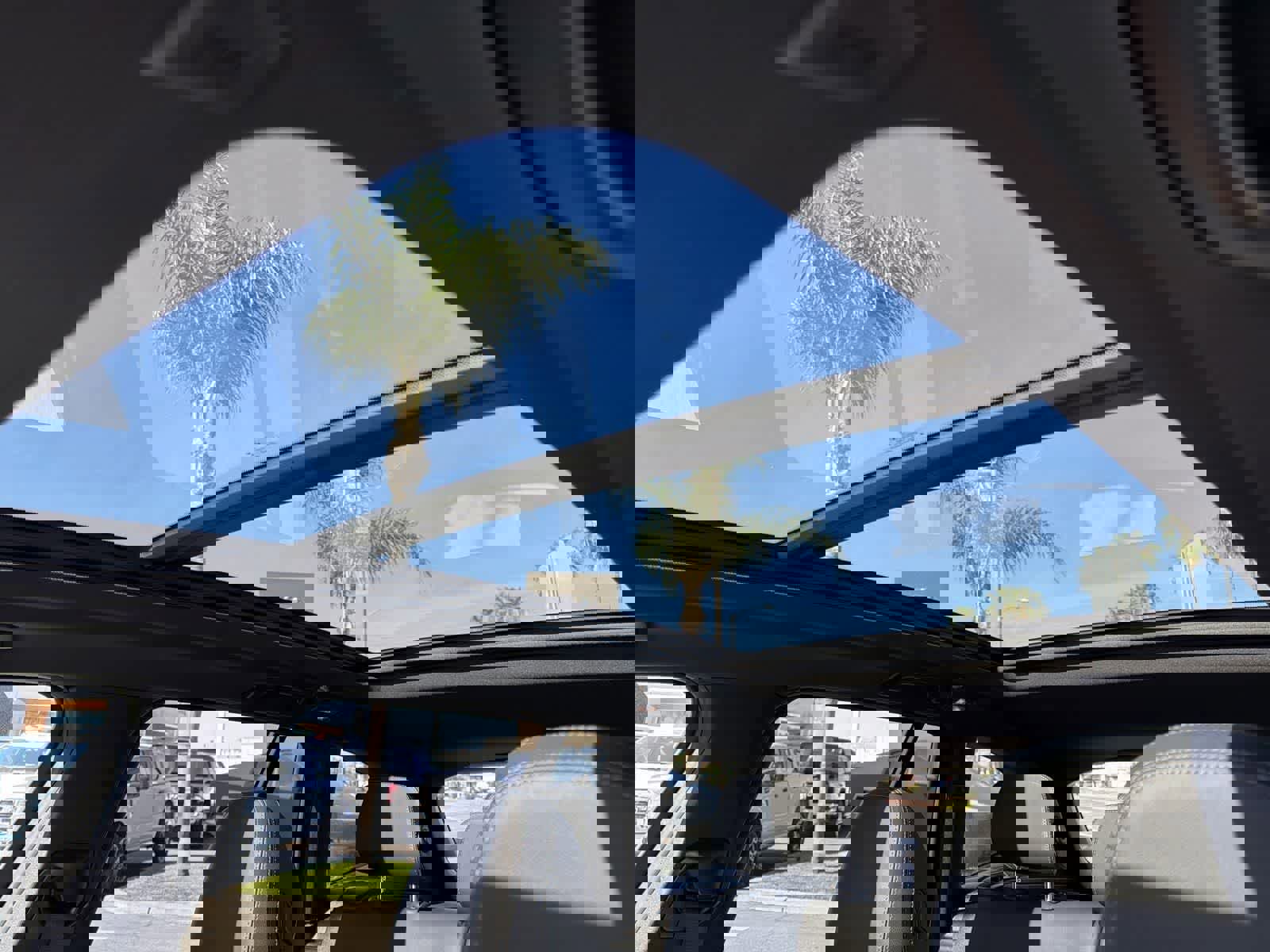 Used 2023 BMW X3 sDrive30i w/ Premium Package image 6