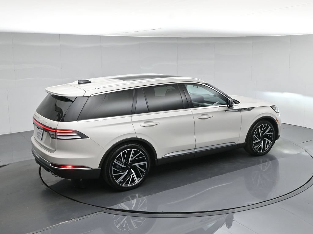 Used 2025 Lincoln Aviator Reserve w/ Equipment Group 201A AWD/4WD image 47