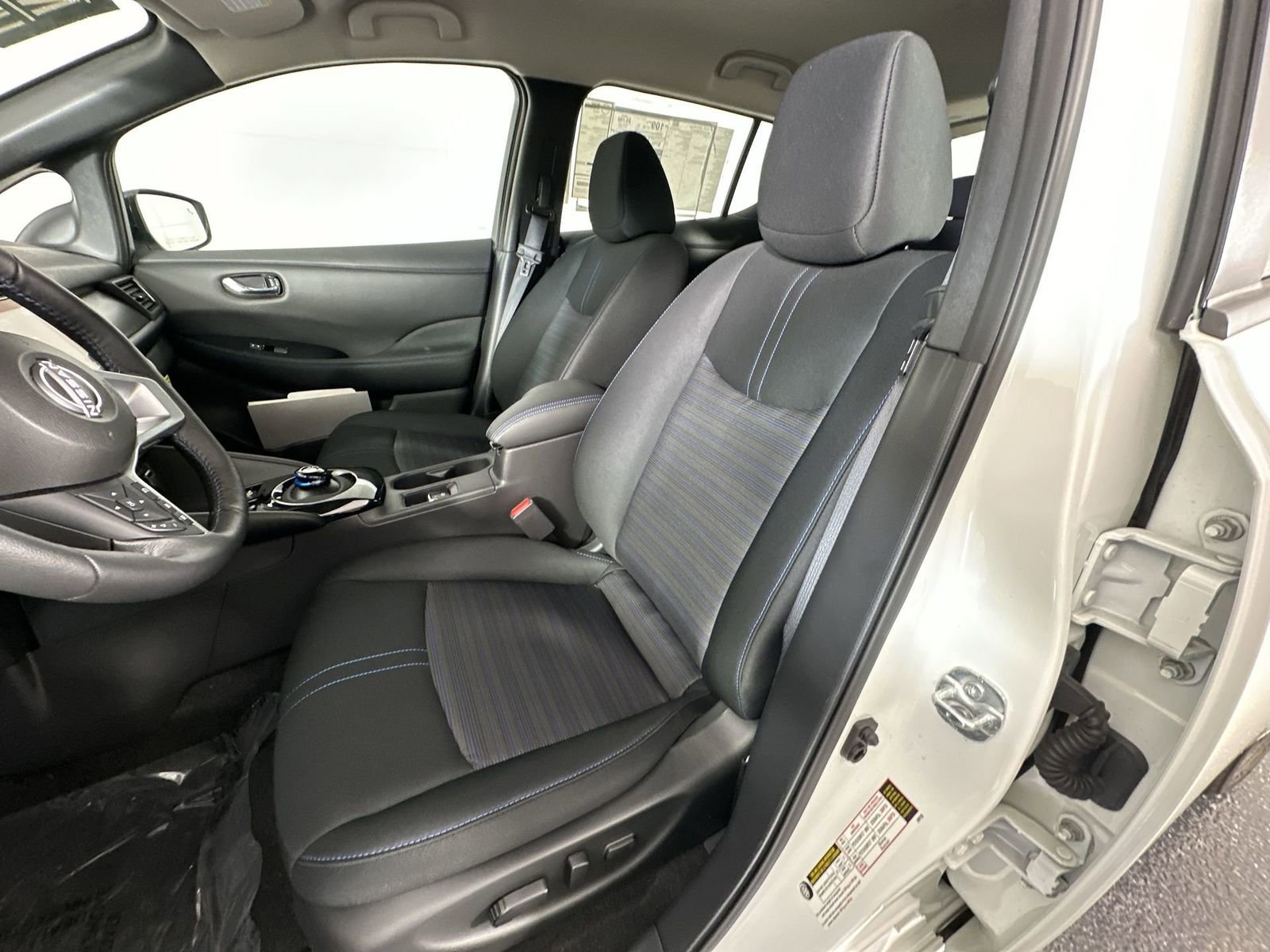 New 2025 Nissan Leaf SV Plus FWD image 11