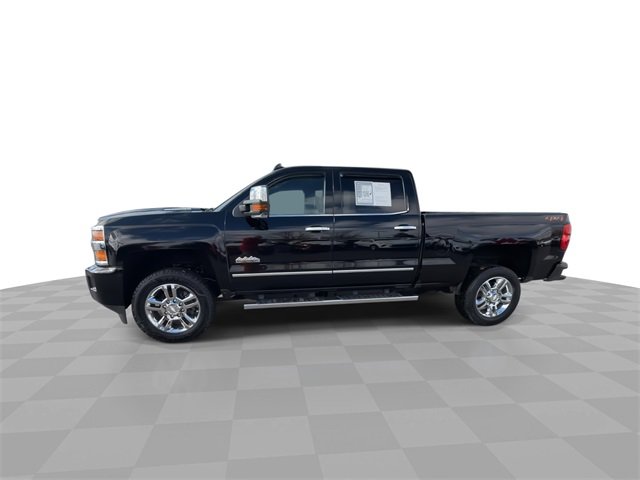 Used 2018 Chevrolet Silverado 2500 High Country w/ Duramax Plus Package image 5