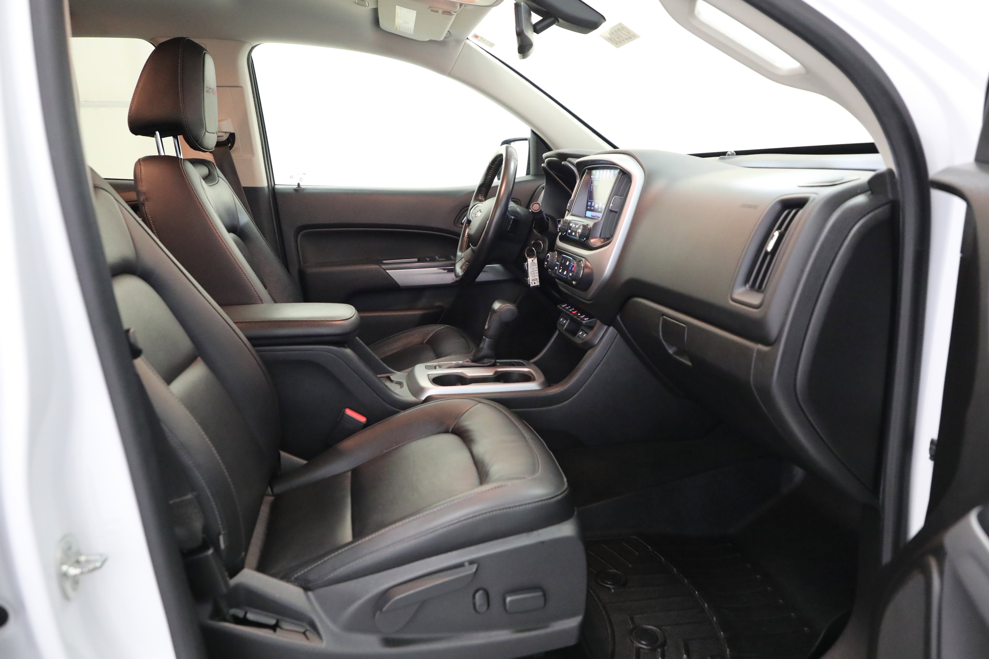 Used 2018 Chevrolet Colorado ZR2 image 11