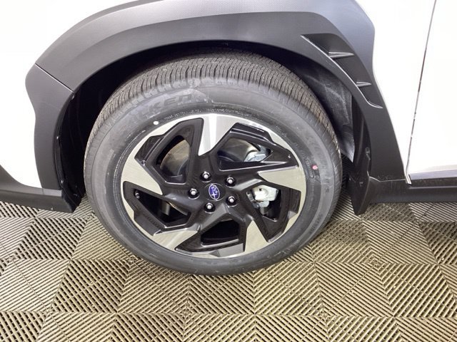 Used 2025 Subaru Crosstrek 2.5i Limited AWD/4WD image 7