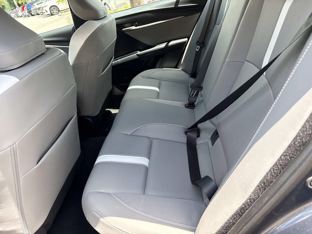 Used 2026 Toyota Camry SE FWD image 13