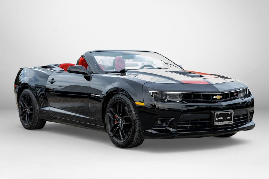 Used 2015 Chevrolet Camaro SS w/ RS Package RWD image 6