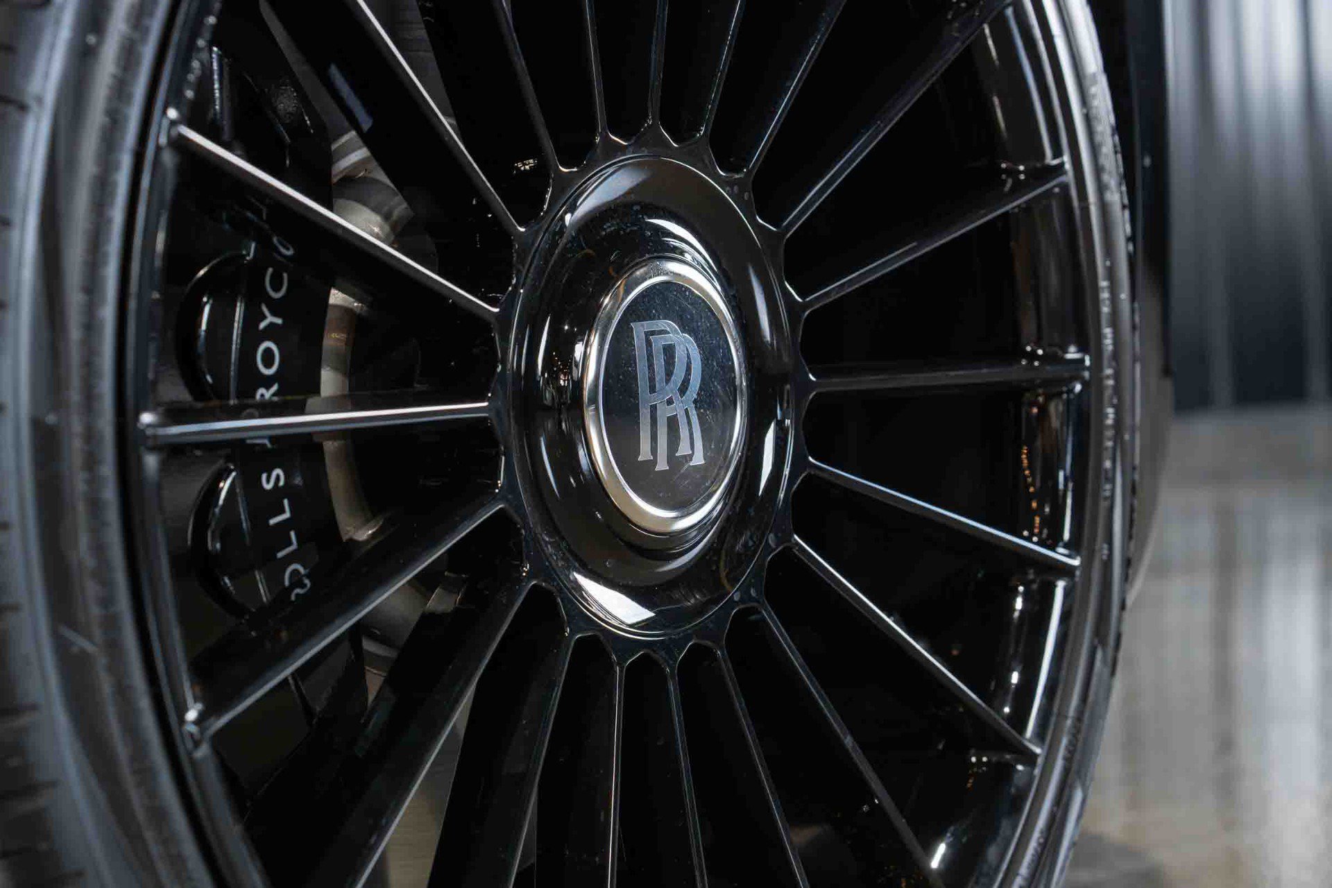 Used 2020 Rolls-Royce Wraith RWD image 16