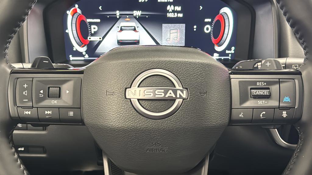 Certified 2025 Nissan Rogue SL w/ SL Premium Package image 32