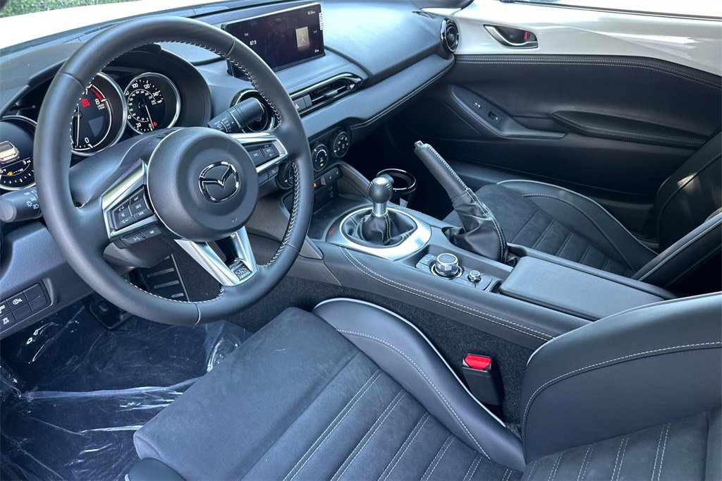 New 2025 MAZDA MX-5 Miata Club w/ Brembo/BBS Recaro Package image 11
