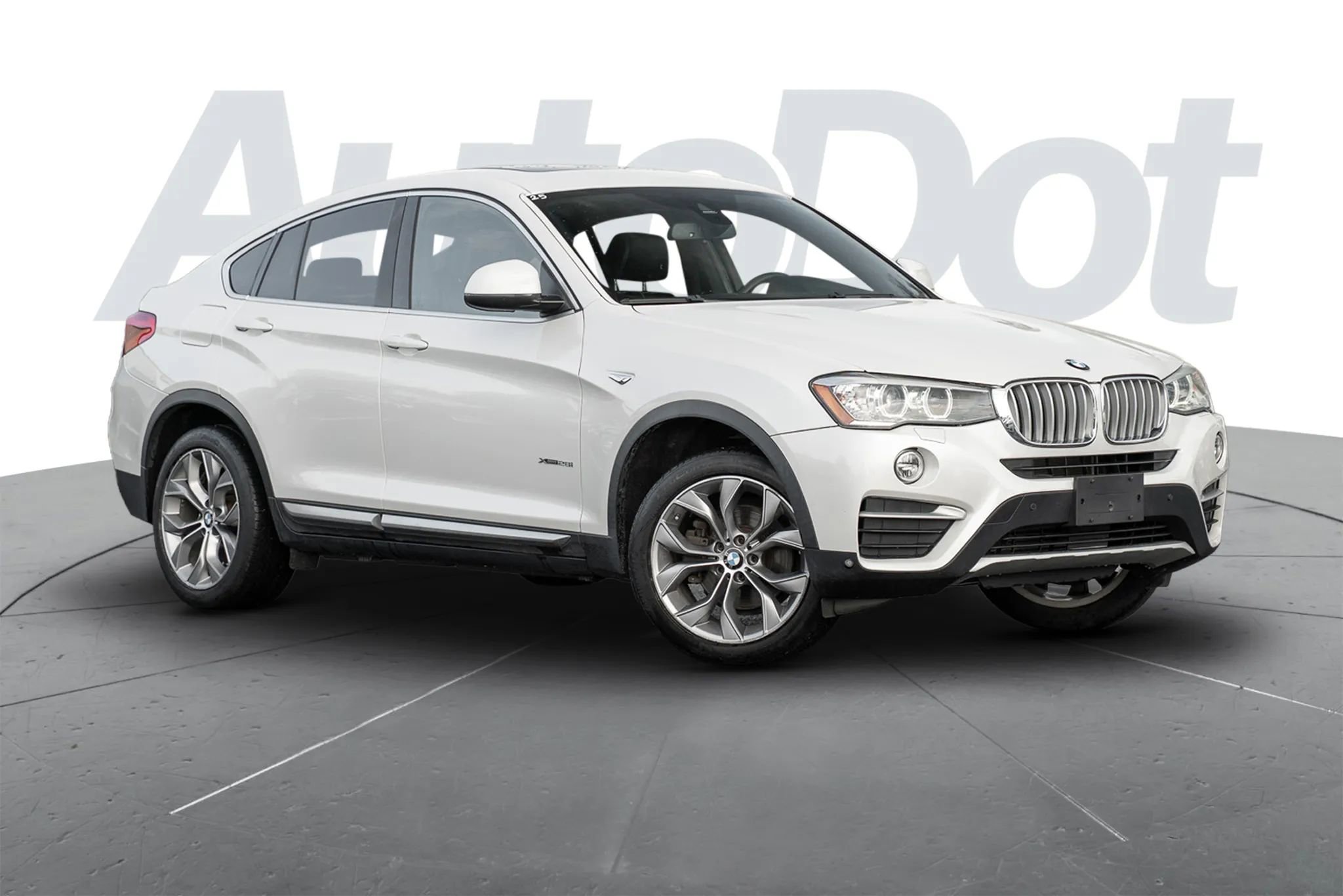 Used 2018 BMW X4 xDrive28i AWD/4WD image 1