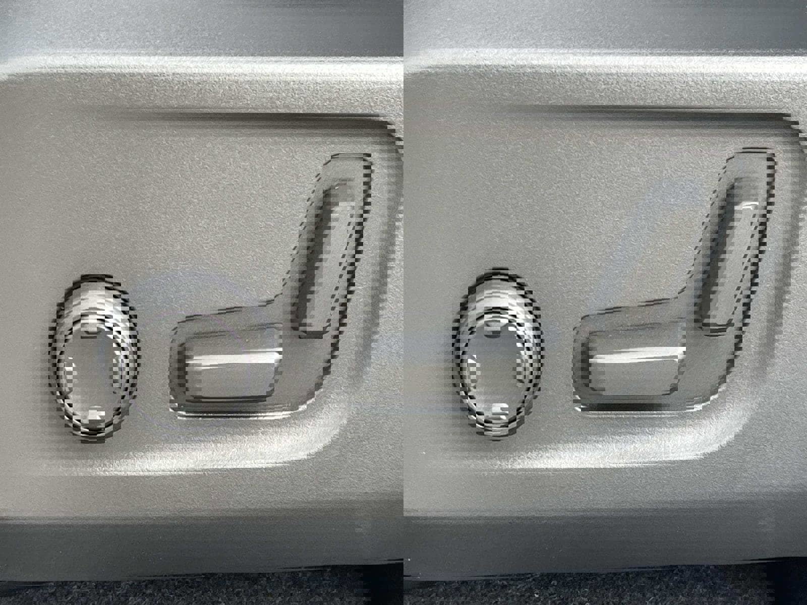 Certified 2022 Volvo XC40 P8 Recharge Plus image 18