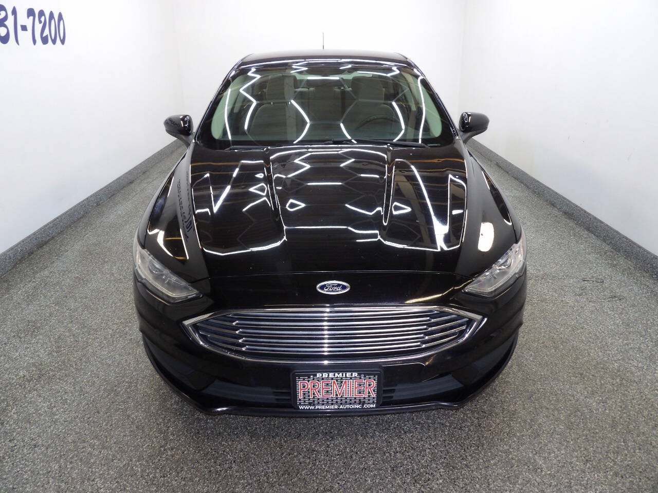 Used 2018 Ford Fusion S FWD image 2