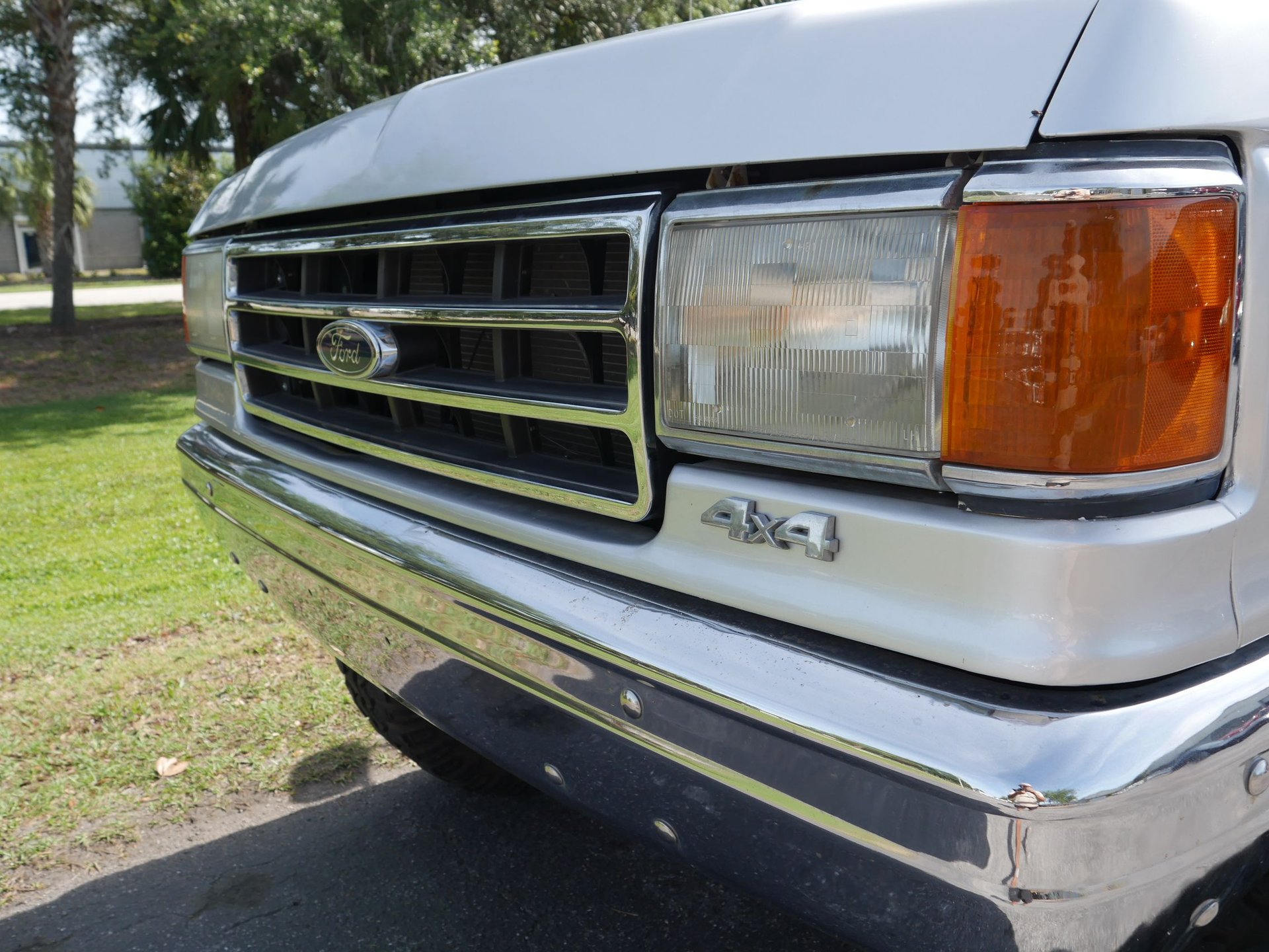 Used 1990 Ford Bronco AWD/4WD image 30
