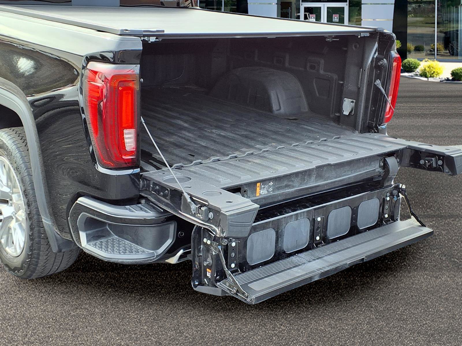 Used 2023 GMC Sierra 1500 Denali image 33