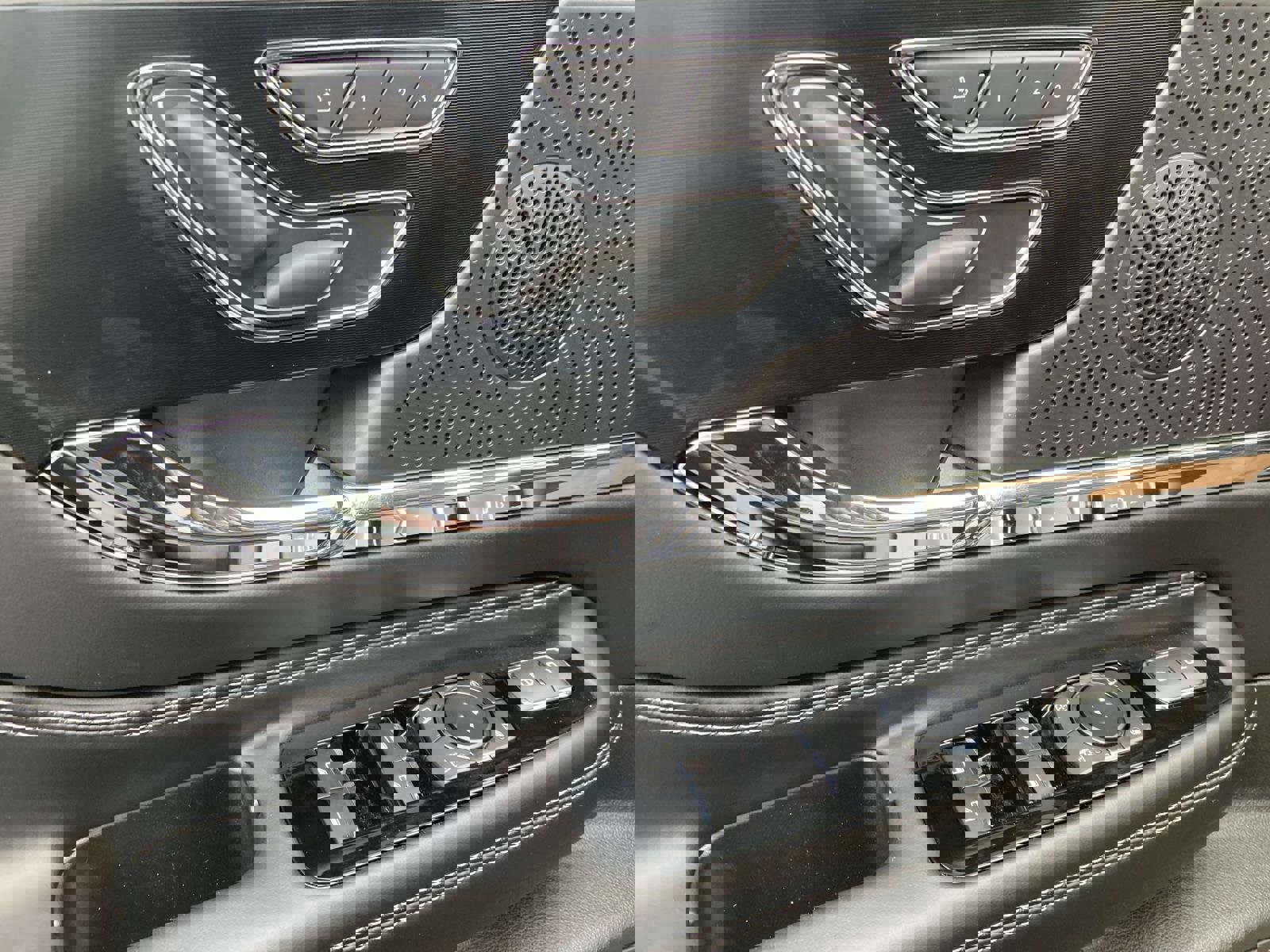 New 2025 Lincoln Corsair Grand Touring image 20