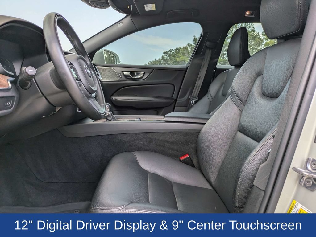 Used 2020 Volvo V60 T5 Momentum FWD image 21