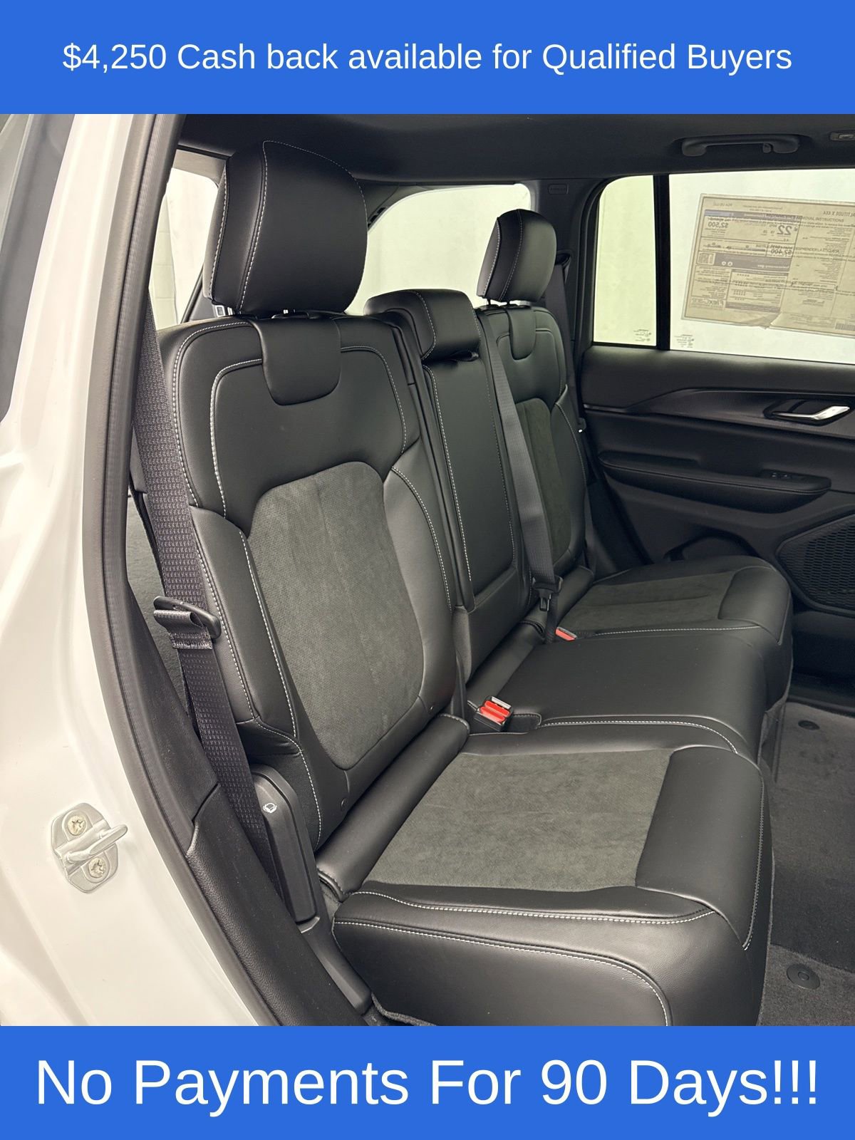 New 2025 Jeep Grand Cherokee Altitude image 32