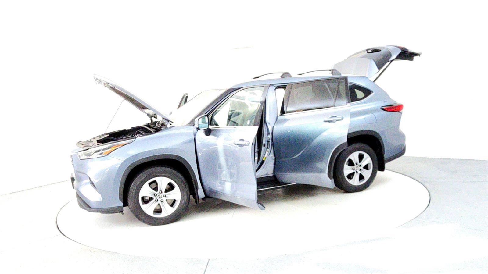 Certified 2021 Toyota Highlander XLE image 10