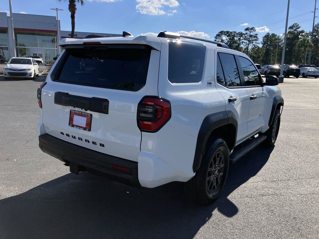New 2026 Toyota 4Runner SR5 AWD/4WD image 5