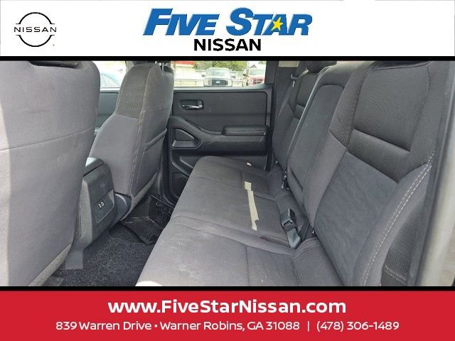 Used 2024 Nissan Frontier SV image 13