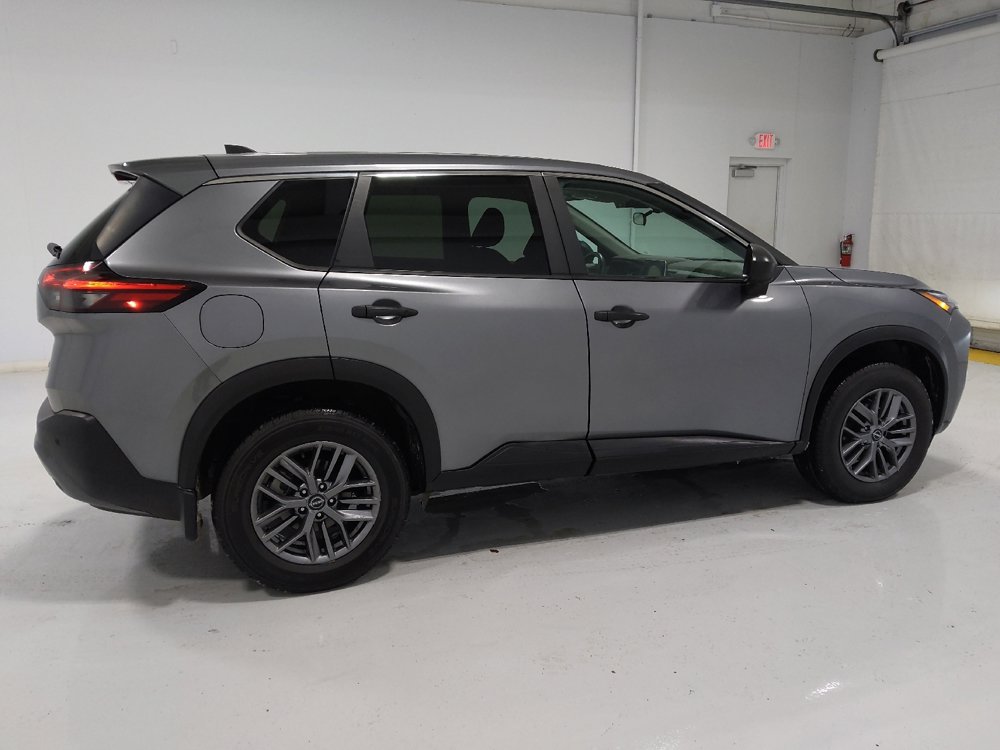 Used 2023 Nissan Rogue S image 10