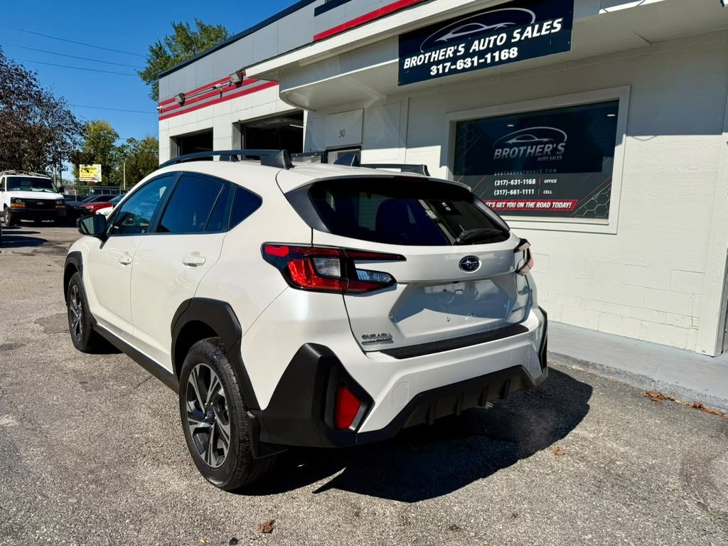 Used 2024 Subaru Crosstrek 2.0i Premium AWD/4WD image 15