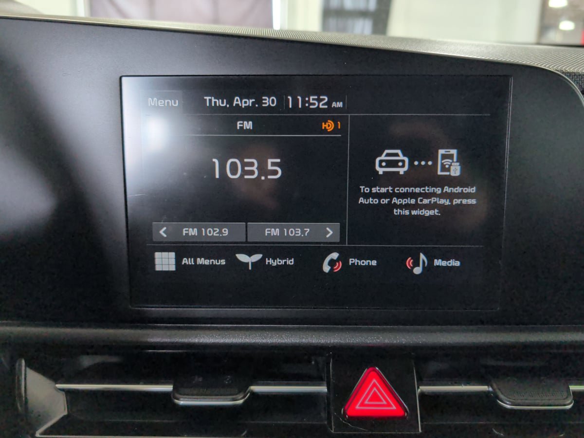 Used 2023 Kia Niro LX FWD image 17