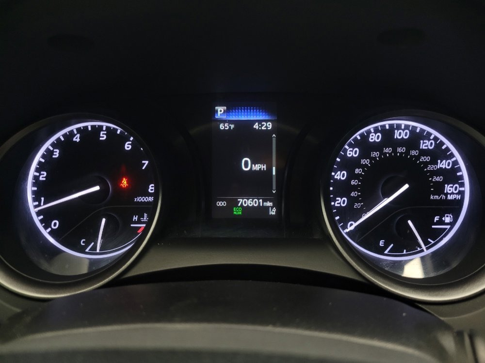 Used 2022 Toyota Camry SE image 23