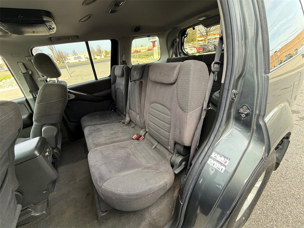 Used 2006 Nissan Pathfinder SE w/ (P01) Se Premium Pkg image 36