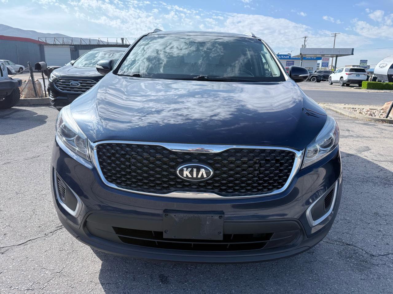 Used 2017 Kia Sorento LX w/ LX Convenience Package image 8