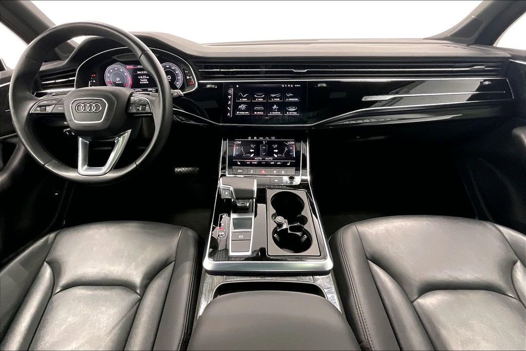 Used 2022 Audi Q7 3.0T Premium Plus w/ Premium Plus Package AWD/4WD image 14