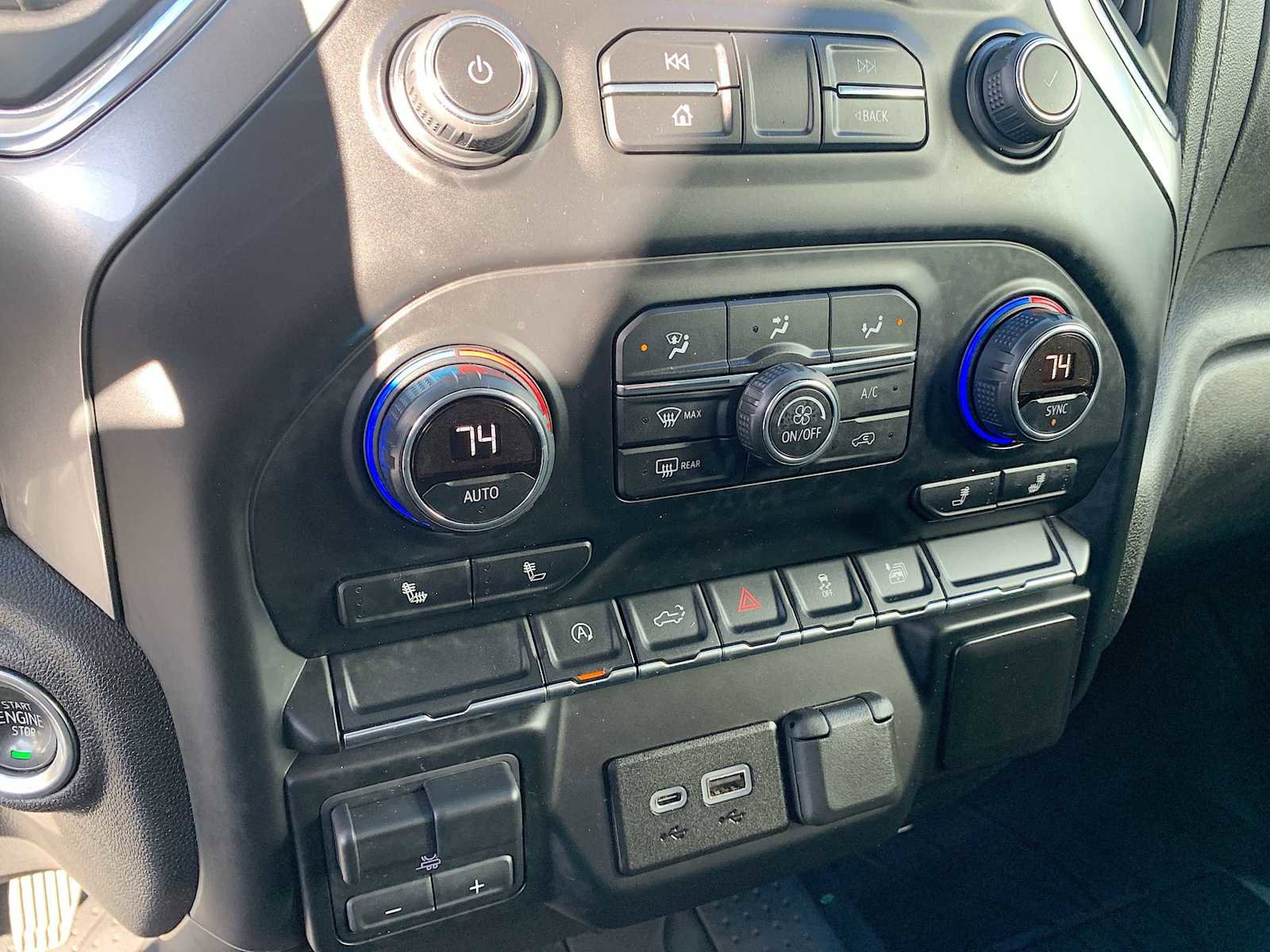 Used 2019 Chevrolet Silverado 1500 LT w/ All-Star Edition image 17