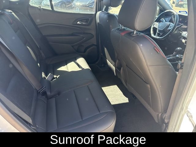 Used 2024 Chevrolet Trax RS w/ Sunroof Package FWD image 7