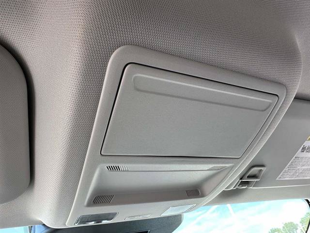 Used 2022 Ford Escape SE w/ Convenience Package FWD image 21