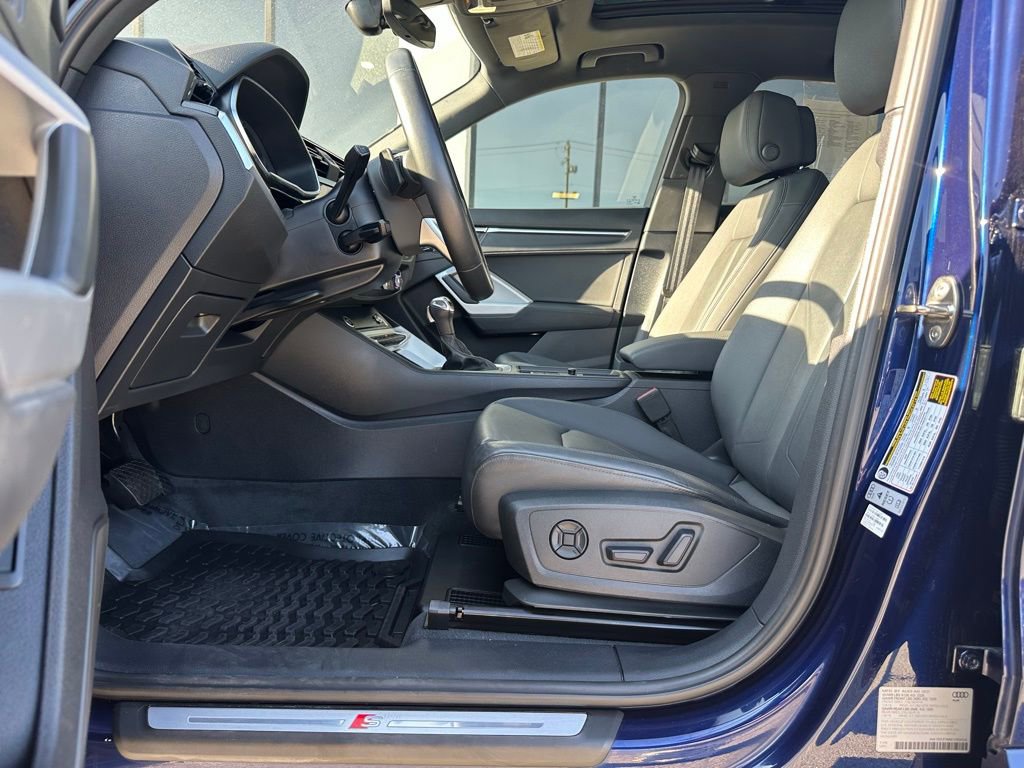 Used 2021 Audi Q3 2.0T Premium Plus w/ Premium Plus Package image 21