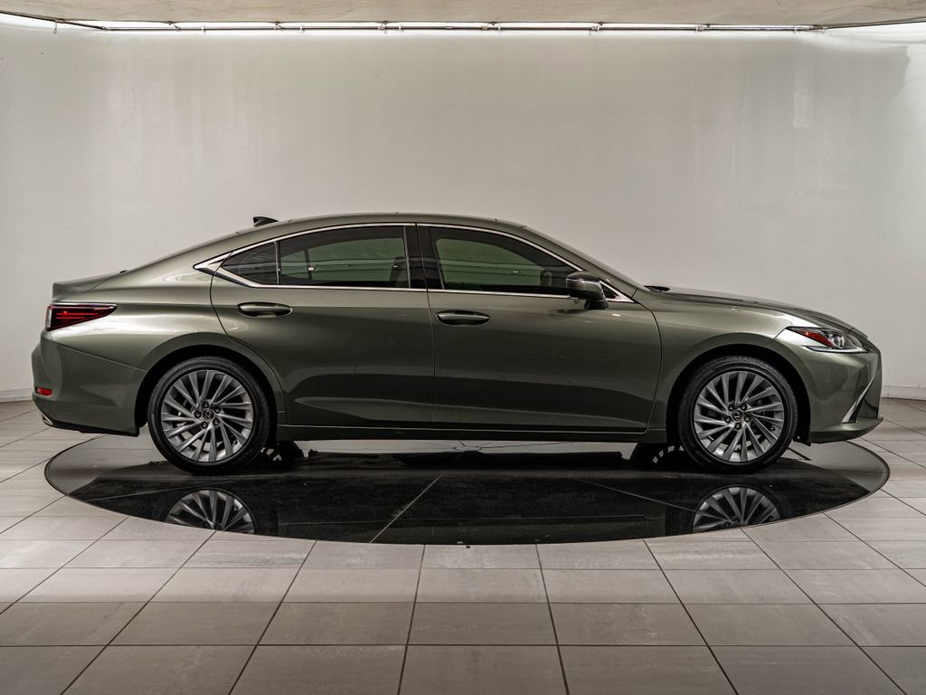 Certified 2024 Lexus ES 350 Luxury w/ Technology Package image 4